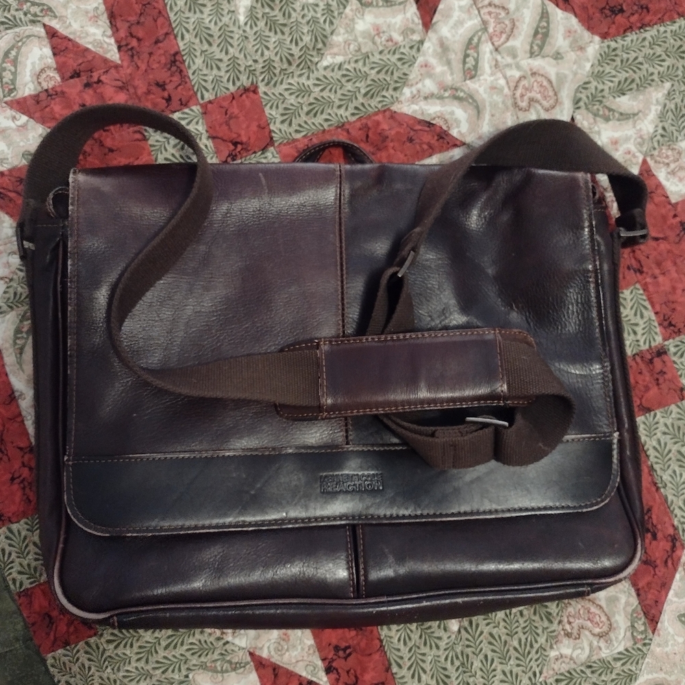 Kenneth Cole Reaction Brown Leather Messenger Bag Top Handle Shoulder Strap Y2K